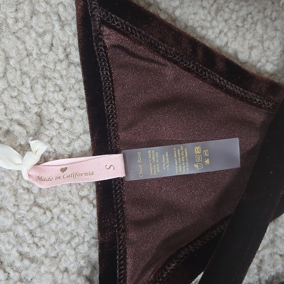 NWT Chloe Rose Revolve Sun Soaked Velvet Bikini Set In Bronze Size Small - Picture 6 of 15